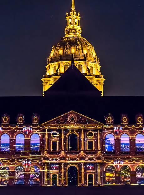 La Nuit aux Invalides : drapeaux français