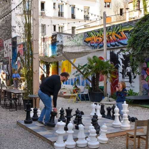 88 Ménilmontant : échecs géants