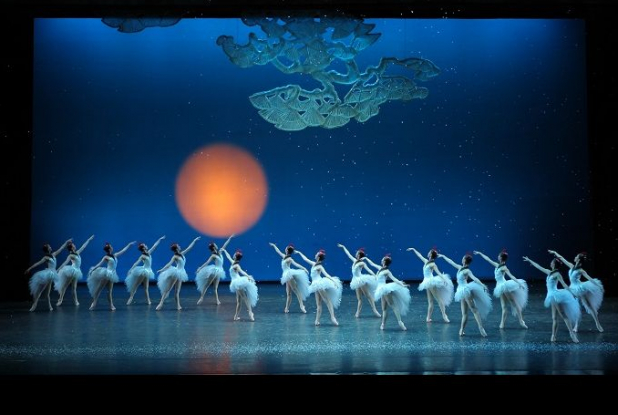 Casse-Noisette - Ballet National de Chine : lune
