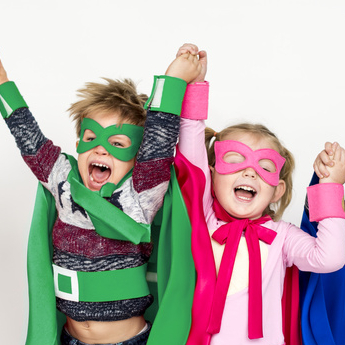 Mode d'emploi pour un anniversaire super-héros (et super-héroïne) - fête magique