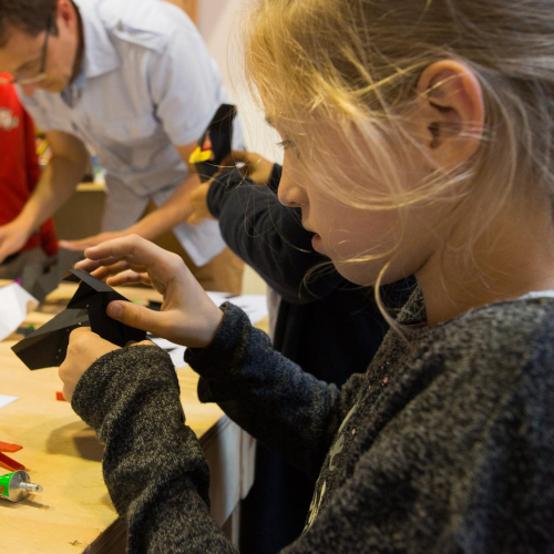 Les ateliers Faire en Famille avec le "M festival"