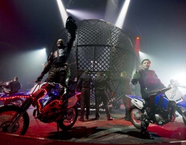 L'autre monde - Cirque Arlette Grüss