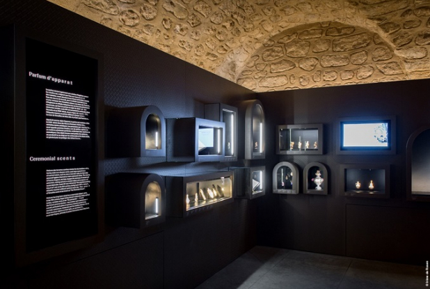 Le Grand Musée du Parfum - Cab de Curio