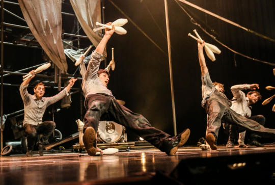 Machine de cirque à La Scala Paris