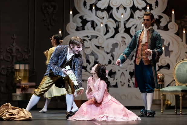 Mon premier casse-noisette - la jeune fille