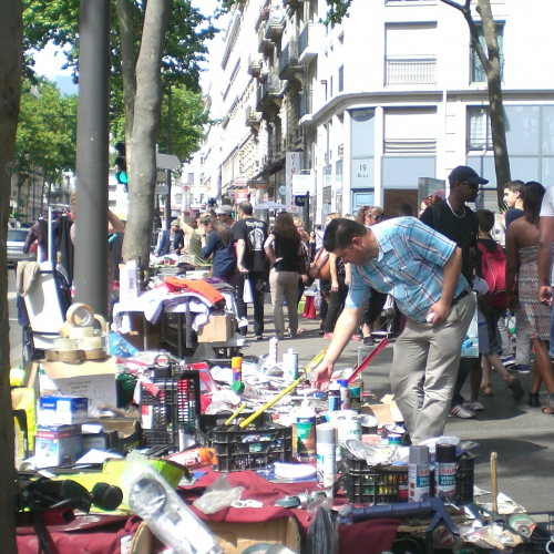 Plaisir de chiner : vide-grenier du 7e