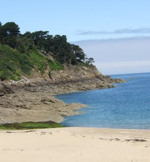 Plage de la Fosse aux Vaults