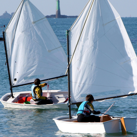 Optimist : un cours de voile pour les enfants