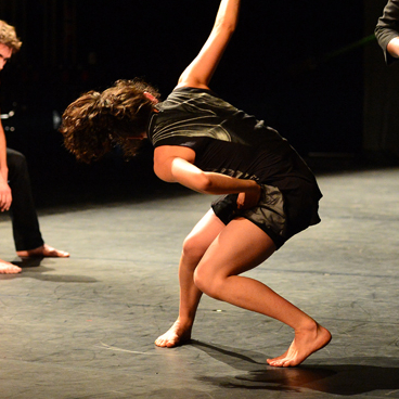 au delà des frontières