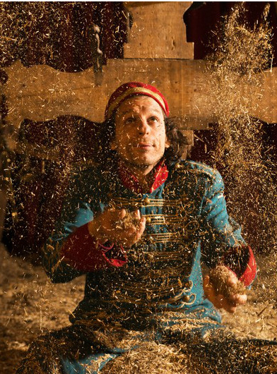 Fidelis Fortibus - Circus Ronaldo