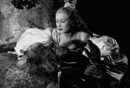 La Belle et la Bête de Cocteau avec Jean Marais et Josette Day