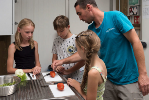Graine de soigneur au Parc des Oiseaux