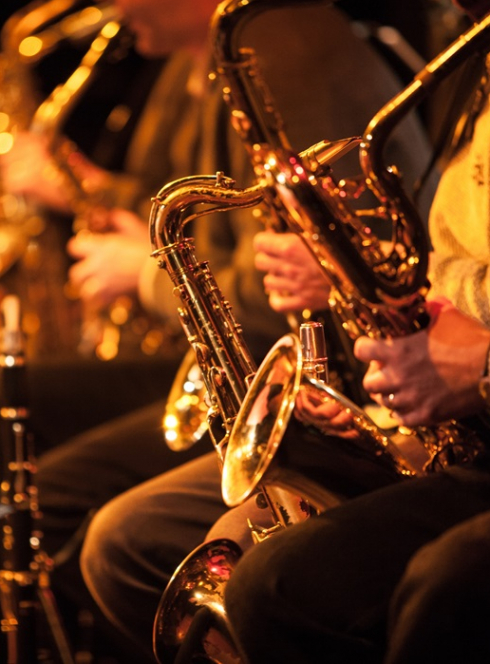 saint-fons-jazz : Des instruments dont des saxophones