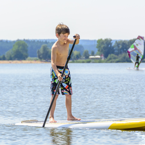 Paddle : un sport à l'année pour les enfants ?