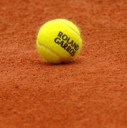 Roland Garros : terre battue et balle jaune