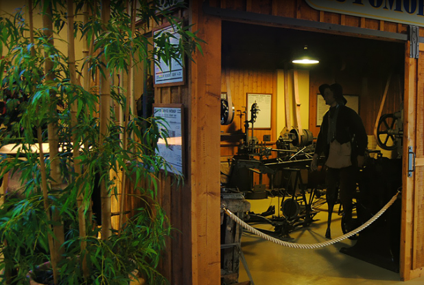 Bienvenue au Manoir de l'Automobile et des Vieux Métiers