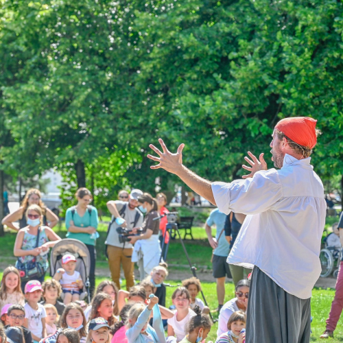 Partir en Livre : spectacle en plein air