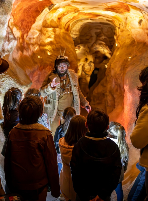 Grotte de Lascaux IV : visite contée enfants