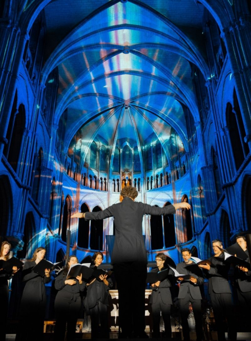 Luminiscence dans la Cathédrale de Strasbourg - la chef d'orchestre