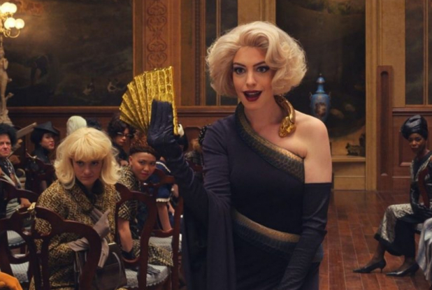 Sacrées sorcières : Anne Hathaway au congrès des sorcières