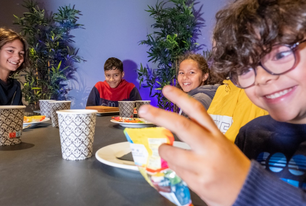 Anniversaire Time Tripper, sourire