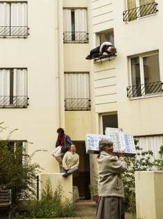 République La Libre (en partie brisée) - Cie BlÖffique théâtre