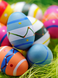 Oeufs de Pâques colorés