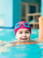 AquaSpot - Centre aquatique de Carvin : enfant nageant