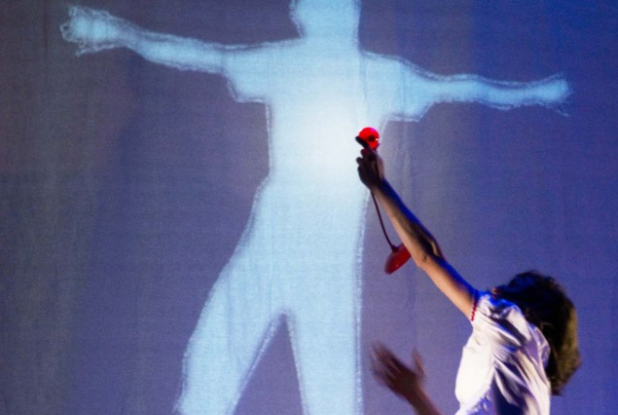 Histoire de Julie qui avait une ombre de garçon