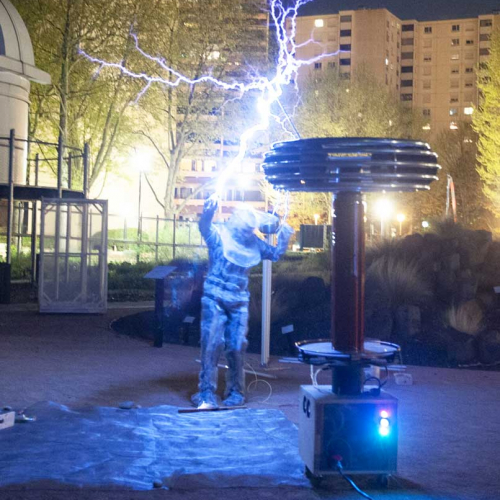 Yuri's night planétarium