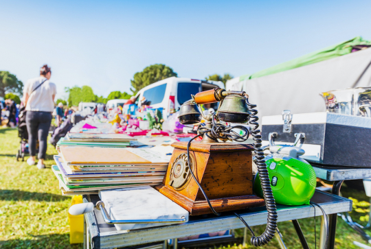 Vide-grenier : un bon moment en famille