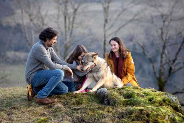 Mystère : Victoria, sa mère, le loup