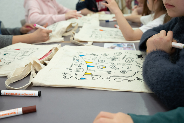 Les tote bags Club Confettis à colorier