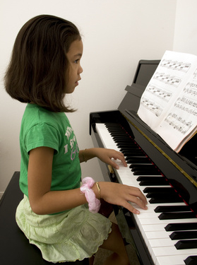 Cours de piano enfant