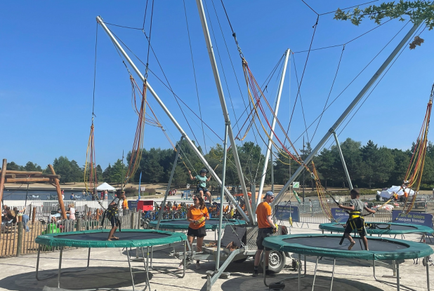 Parc Jacques Vernier : Trampolines