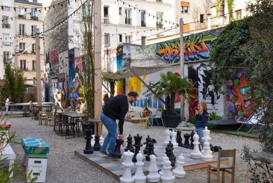 88 Ménilmontant : échecs géants