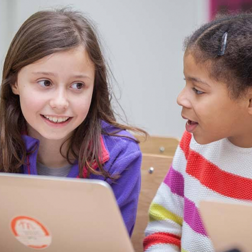 Code ton animation interactive avec Magic Makers dans le cadre des CinéKids "Ma petite planète chérie" au Forum des Images