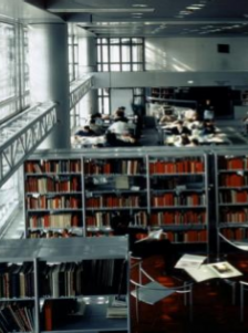 Vue générale de la bibliothèque de l'Institut du Monde Arabe