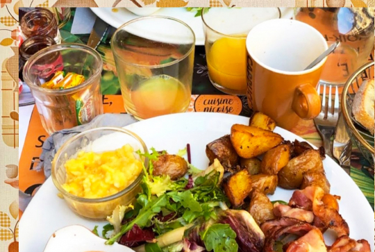 Le Makassar : brunch en famille