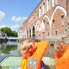 Bateaux promenade dans le Vieux Douai