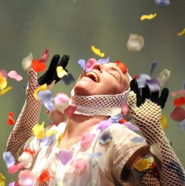 Spectacle jeune public, Comment ai-je pu tenir là-dedans ?