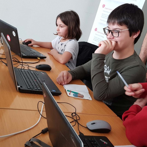 Garage 404 : ateliers numériques pour les enfants