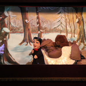 Guignol et un étrange Père Noël