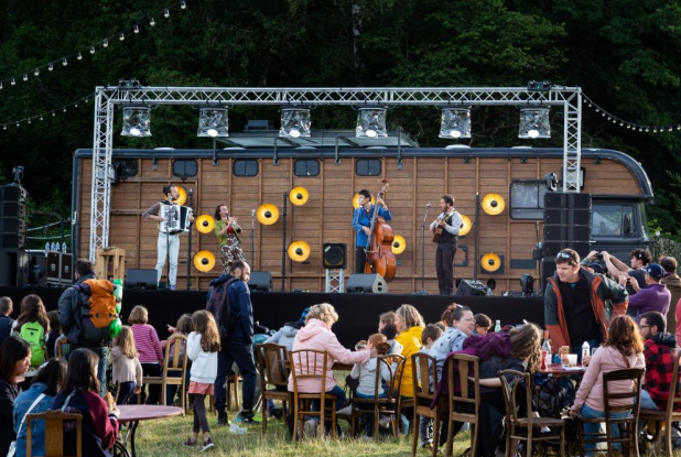 Les Nuées Ardentes - Concert