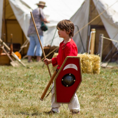 Muséoparc d'Alésia : enfant costumé