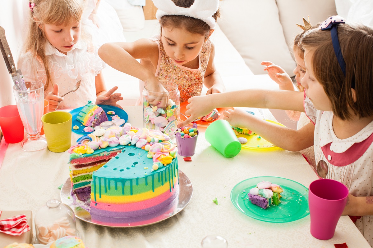 Organisez un anniversaire enfant thème arc-en-ciel - Citizenkid