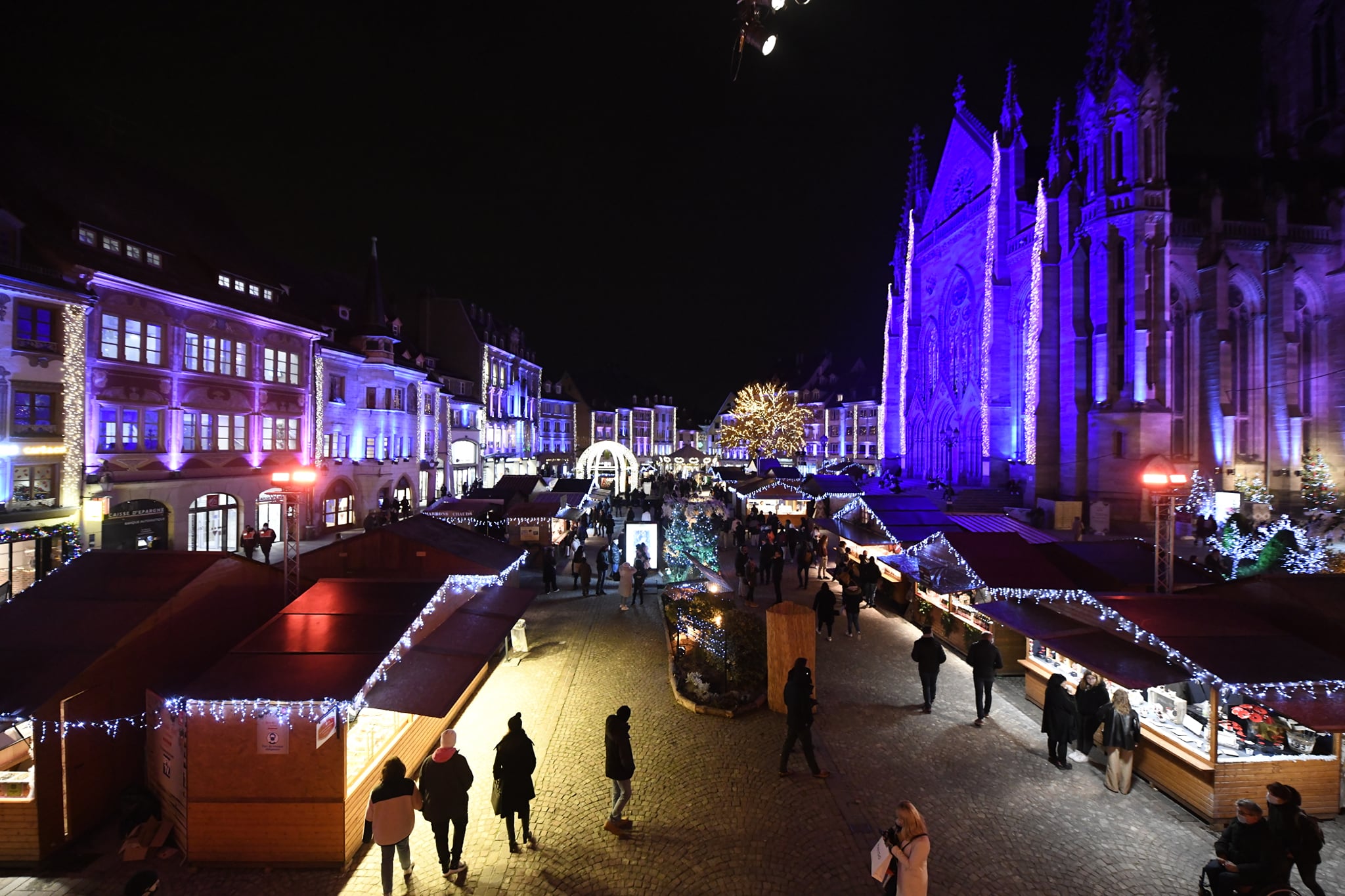 Photos De Grande Roue Du Marché De Noël Mulhouse Marché de Noël de Mulhouse 2024 : grande roue, étoffes et ateliers